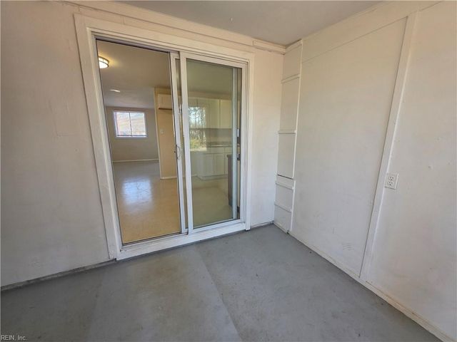 2000 Neville CIR, Hampton, VA 23663