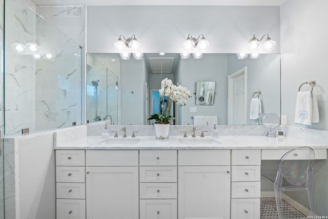405 CANTERBURY HILL ST, San Antonio, TX 78209