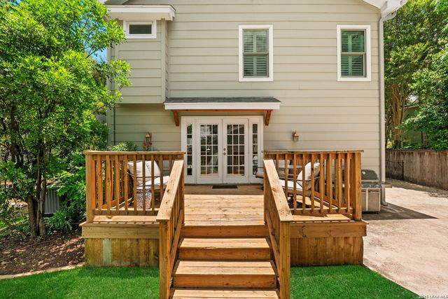 405 CANTERBURY HILL ST, San Antonio, TX 78209