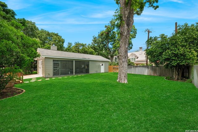 405 CANTERBURY HILL ST, San Antonio, TX 78209
