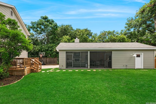 405 CANTERBURY HILL ST, San Antonio, TX 78209