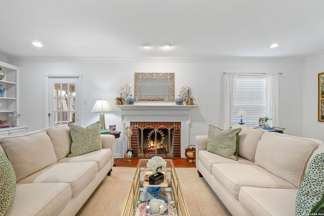 405 CANTERBURY HILL ST, San Antonio, TX 78209