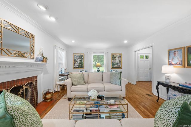 405 CANTERBURY HILL ST, San Antonio, TX 78209