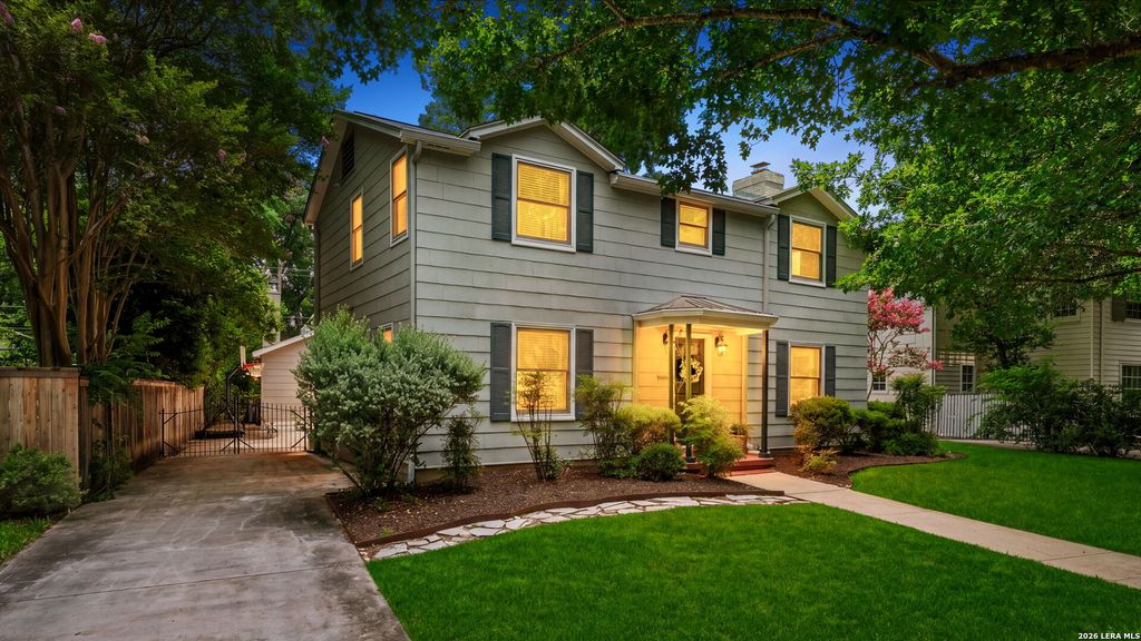 405 CANTERBURY HILL ST, San Antonio, TX 78209