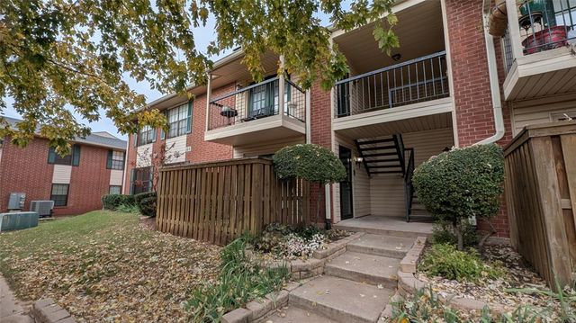 4400 Hemingway Drive 112, Oklahoma City, OK 73118