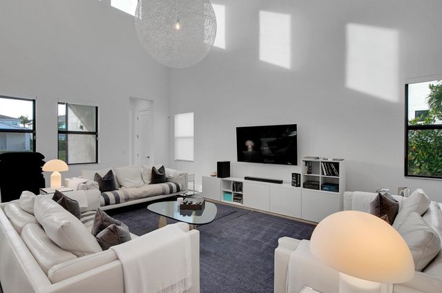 7480 NW 26th Way, Boca Raton, FL 33496