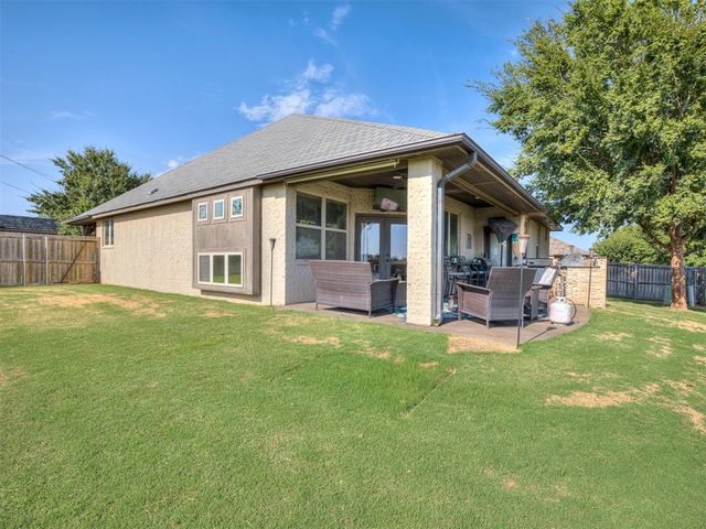 7036 NW 160th Street, Edmond, OK 73013