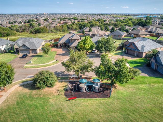 7036 NW 160th Street, Edmond, OK 73013