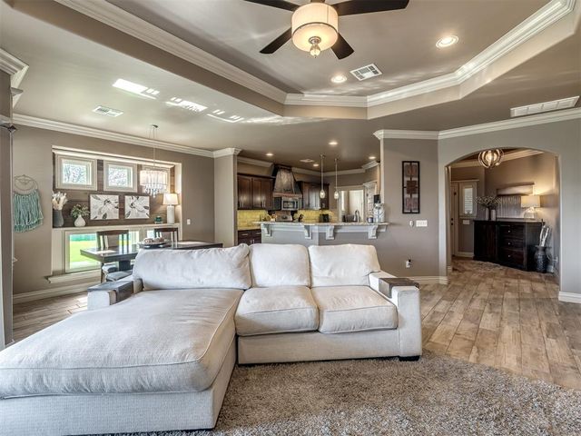 7036 NW 160th Street, Edmond, OK 73013