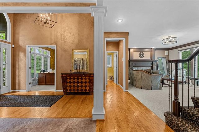 3036 SW Pergola View, Lee's Summit, MO 64081