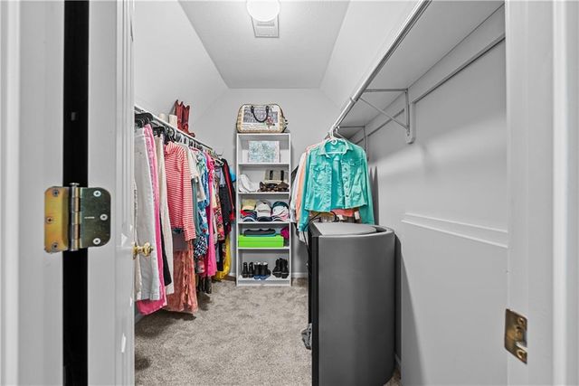3036 SW Pergola View, Lee's Summit, MO 64081