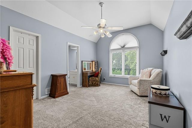 3036 SW Pergola View, Lee's Summit, MO 64081