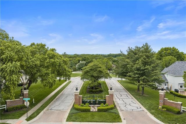 3036 SW Pergola View, Lee's Summit, MO 64081