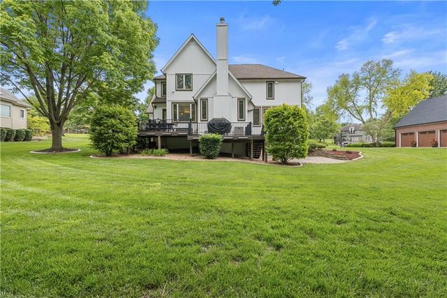 3036 SW Pergola View, Lee's Summit, MO 64081