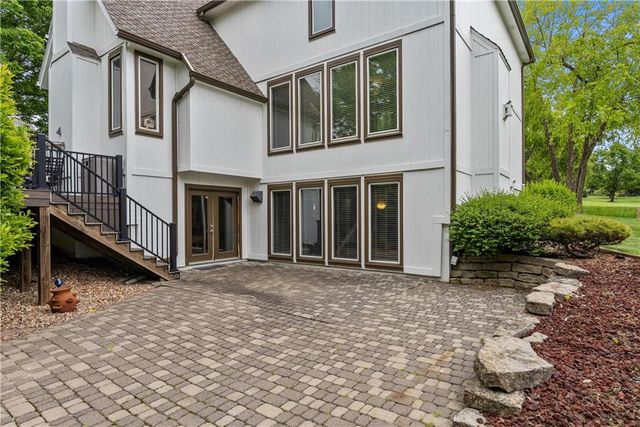 3036 SW Pergola View, Lee's Summit, MO 64081