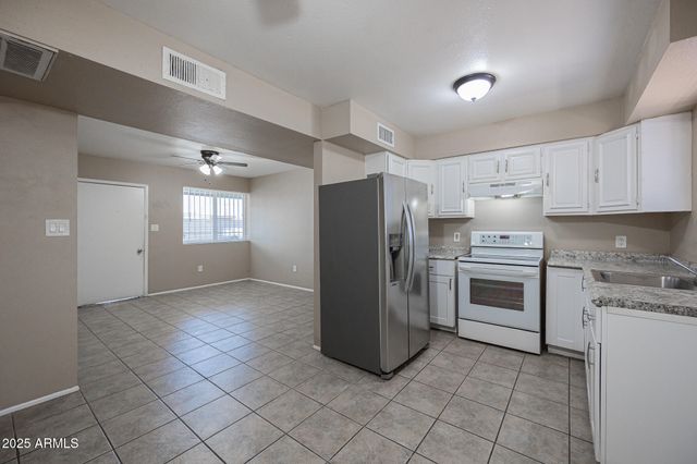 1915 N 26TH Place 5, Phoenix, AZ 85008