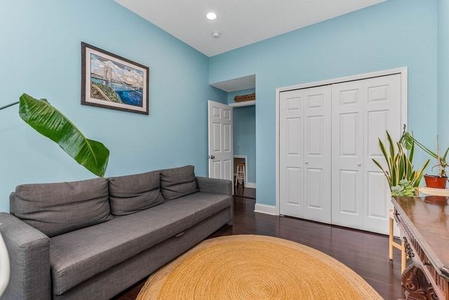 76 Elm St G3, Boston, MA 02130