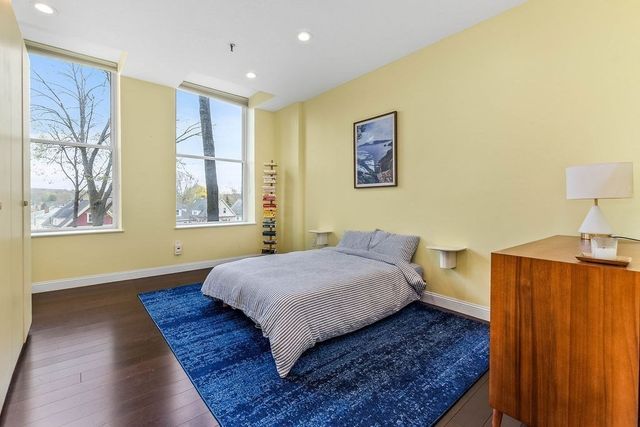 76 Elm St G3, Boston, MA 02130