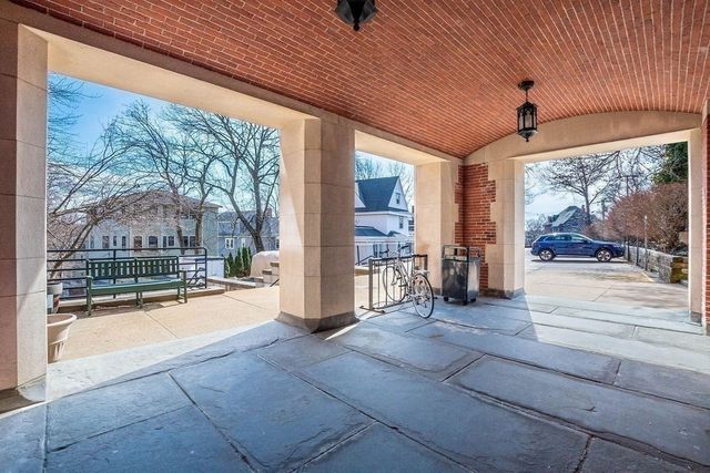 76 Elm St G3, Boston, MA 02130