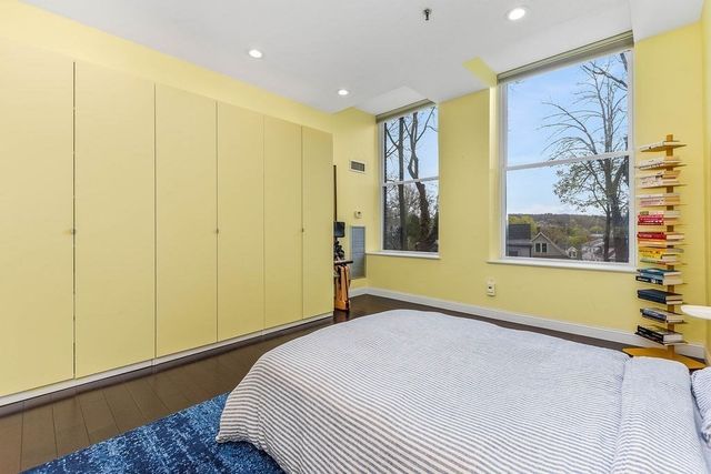76 Elm St G3, Boston, MA 02130