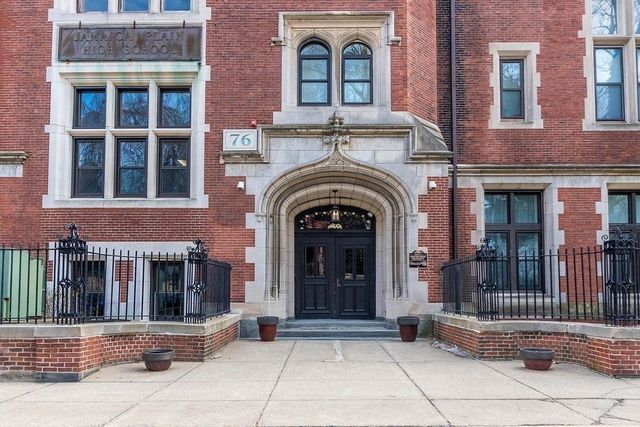76 Elm St G3, Boston, MA 02130