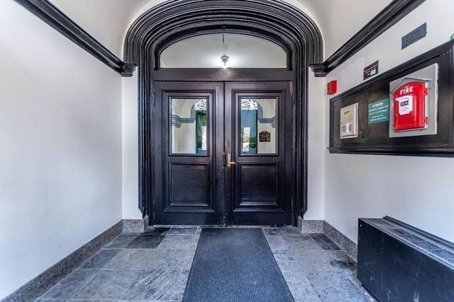 76 Elm St G3, Boston, MA 02130