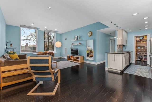 76 Elm St G3, Boston, MA 02130