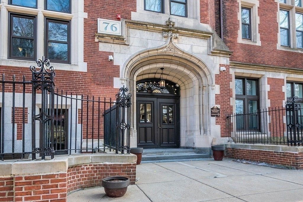 76 Elm St G3, Boston, MA 02130