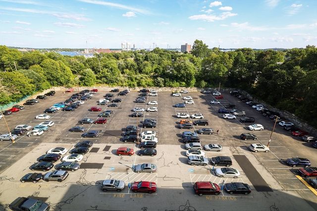200 Cove Way 1002, Quincy, MA 02169