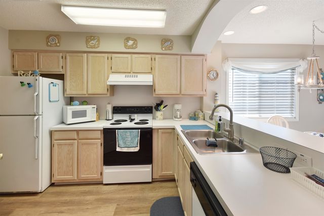 1900 Duffy St Unit L4, North Myrtle Beach, SC 29582