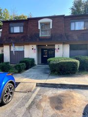 71 Place Fontaine, Lithonia, GA 30038