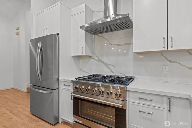 16438 SE 22nd Street, Bellevue, WA 98008