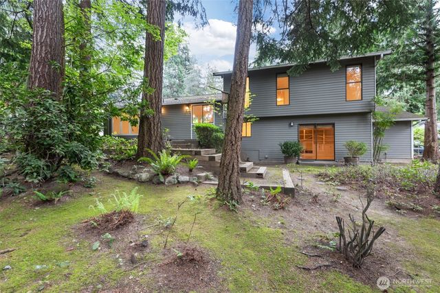 16438 SE 22nd Street, Bellevue, WA 98008