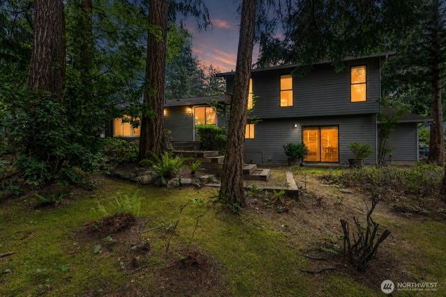 16438 SE 22nd Street, Bellevue, WA 98008