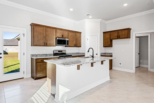 130 Hydrangea Boulevard, Freeport, FL 32439