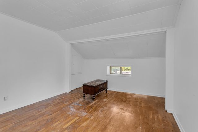 8825 Mills Road, Manitou Beach, MI 49253