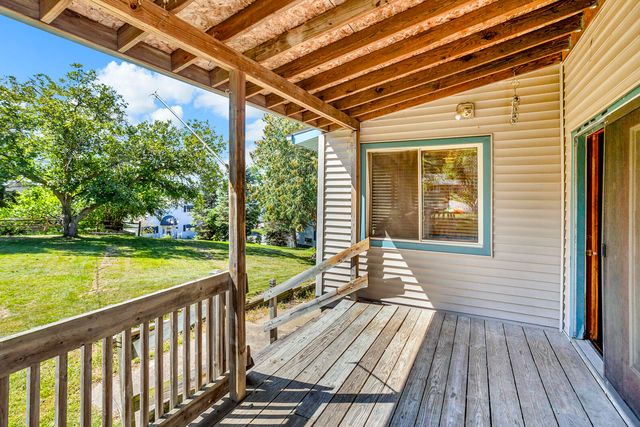 8825 Mills Road, Manitou Beach, MI 49253