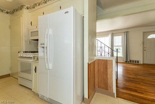 357 E 307th Street, Willowick, OH 44095