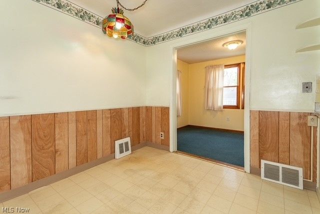 357 E 307th Street, Willowick, OH 44095