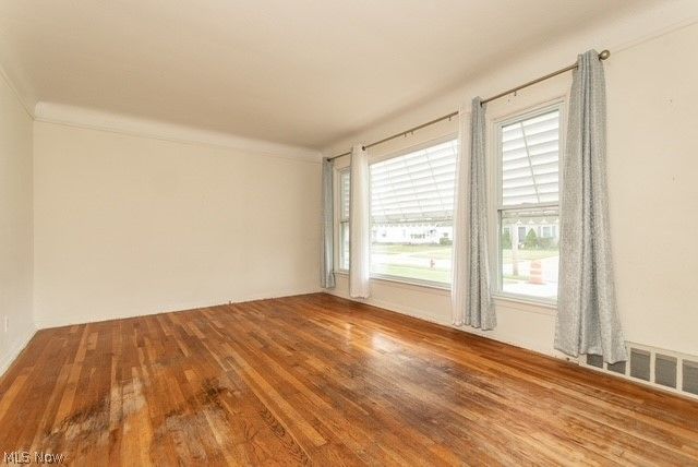 357 E 307th Street, Willowick, OH 44095