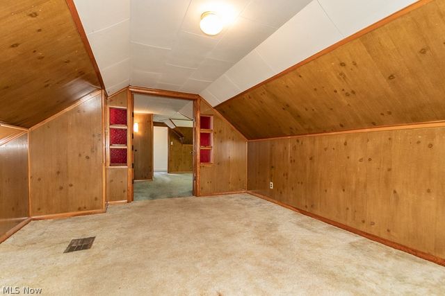 357 E 307th Street, Willowick, OH 44095