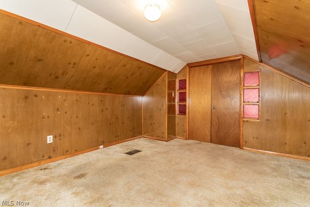 357 E 307th Street, Willowick, OH 44095