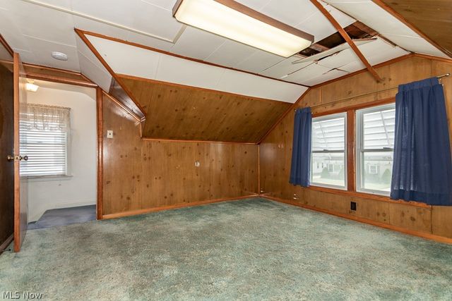 357 E 307th Street, Willowick, OH 44095