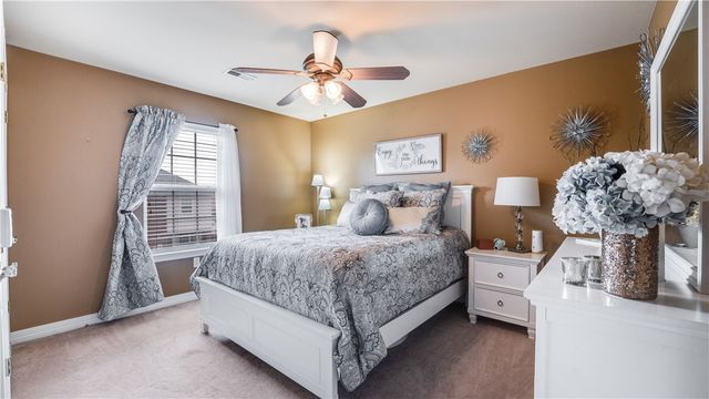 902 S Dixson Street, Rogers, AR 72758