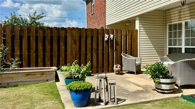 902 S Dixson Street, Rogers, AR 72758