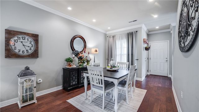 902 S Dixson Street, Rogers, AR 72758