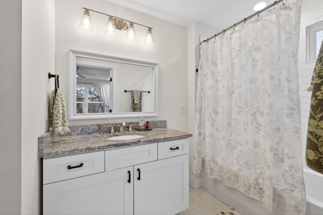 4103B Main St, Old Hickory, TN 37138