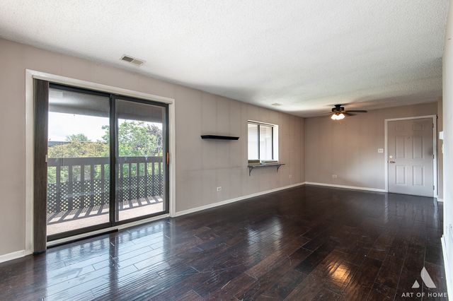 107 CATERPILLAR Drive 3B, Joliet, IL 60436