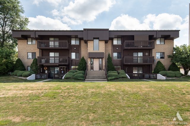 107 CATERPILLAR Drive 3B, Joliet, IL 60436