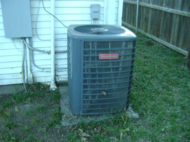 2419 Catherine Street, Dallas, TX 75211